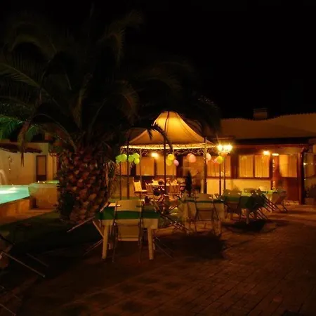 Acasamia Con Parcheggio Privato Bed & Breakfast Barletta