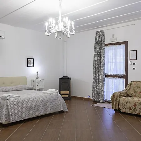 Acasamia Con Parcheggio Privato לינה וארוחת בוקר