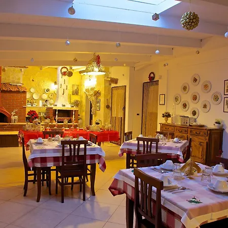 Acasamia Con Parcheggio Privato 住宿加早餐酒店 巴列塔